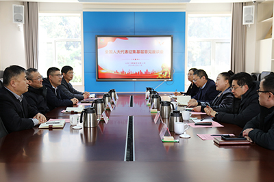 全國人大代表主動征集意見，發(fā)揮代表作用